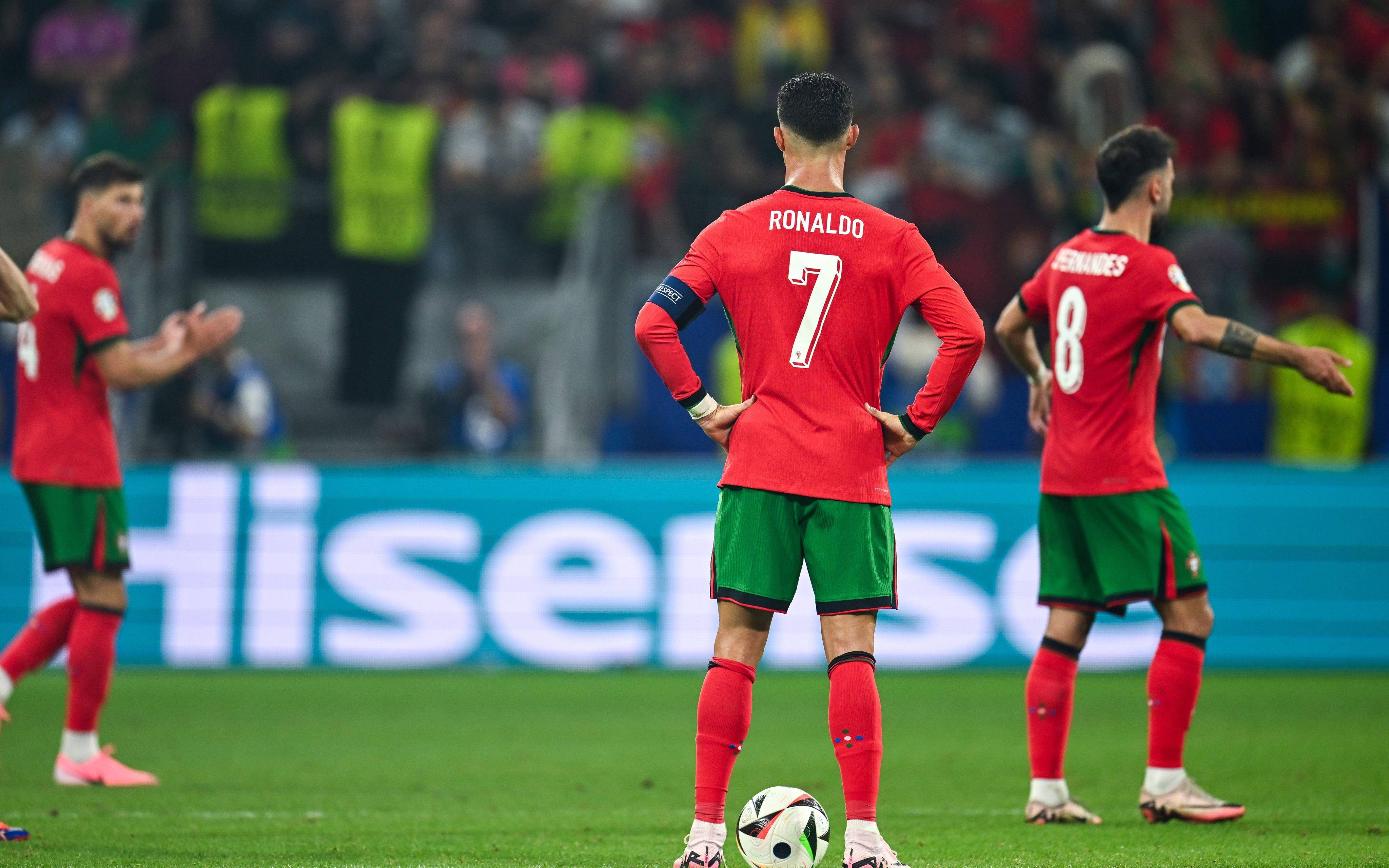 九游登录中心-C罗关键时刻救险，勇士力保胜局拿下系列赛